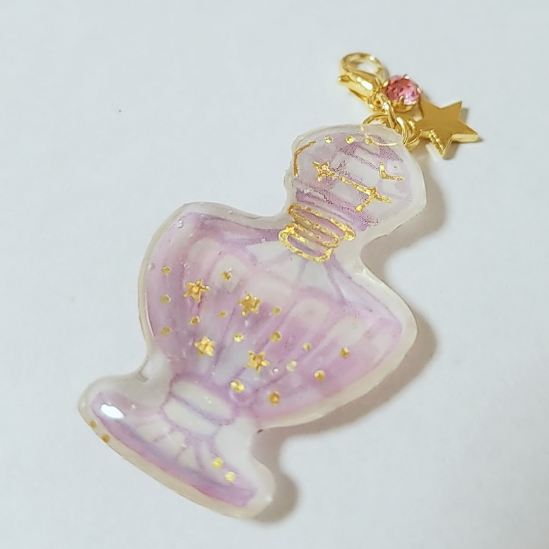 【キラキラ＊】香水瓶×星モチーフが目を惹く★ CHANEL ブローチ シャネル)A96748☆香水瓶ブローチ☆キラキラ (CHANEL/ブローチ
