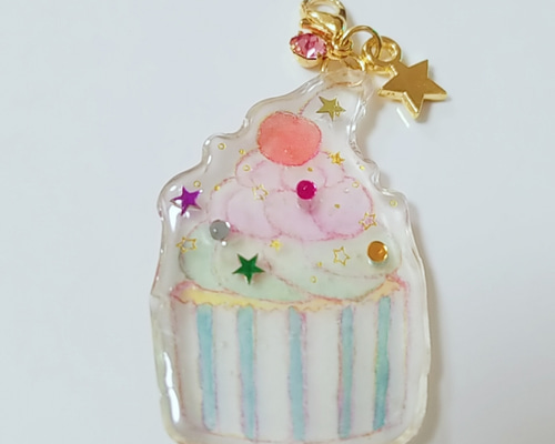 Tiffany & Co. カップケーキチャーム Tiffany & Co. カップケーキチャーム（ゆめかわいいカップケーキ