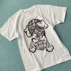 《受注製作T》『華トラちゃん』プリントTシャツ01　（選べるカラー：白又はライトパープル） 3枚目の画像