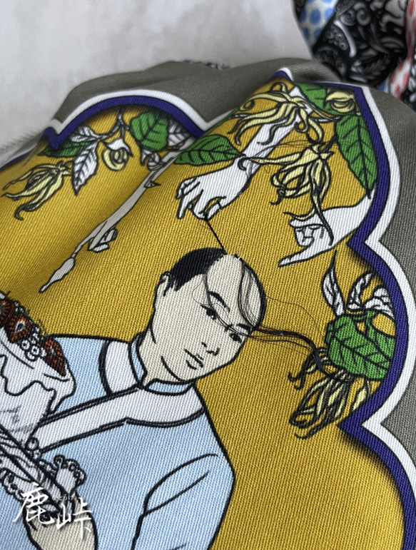 底マチ＆裏地付き ゆるふわ植毛刺繍の巾着(カーキー系) 4枚目の画像
