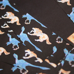 Wolf and Velociraptor -Waxpaper Bookcover- 2枚目の画像