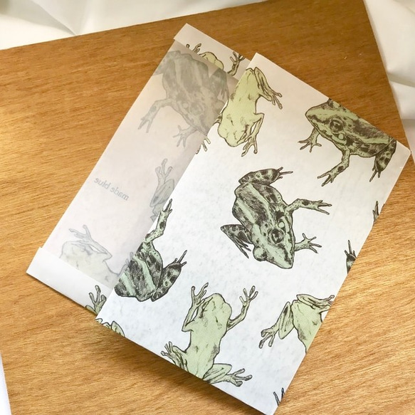 Frog -Waxpaper Bookcover- 1枚目の画像