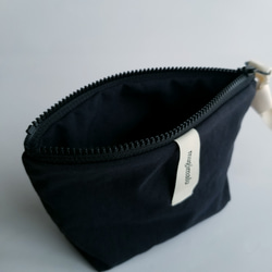 poitto16 マチ５深型 天然色素染NYLON POUCH..LogWood..ブラック 5枚目の画像