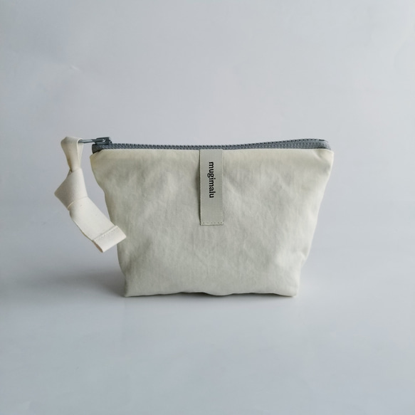 poitto16 マチ5深型 天然色素染NYLON POUCH ..Chamomile.. 1枚目の画像