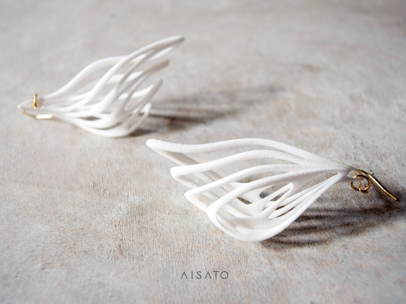 Malina Earrings White 第4張的照片