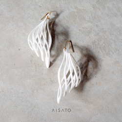 Malina Earrings White 第5張的照片