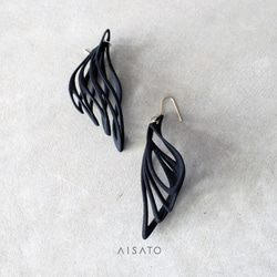 Malina Earrings Black 第4張的照片