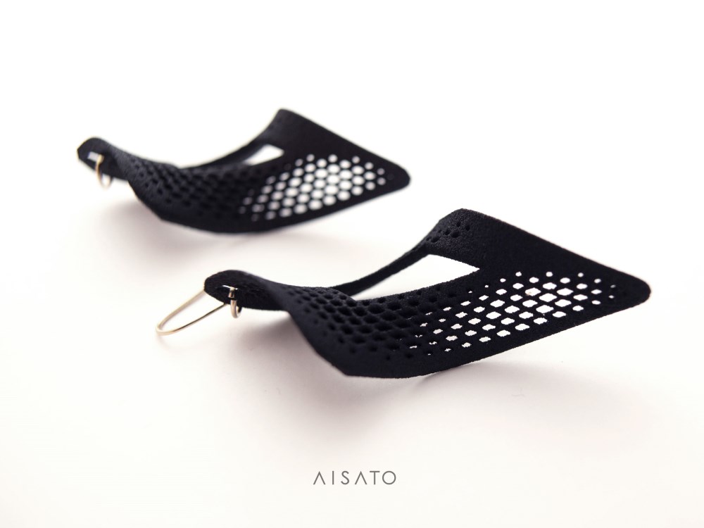 Open Square Earrings Black オープンスクエア　ピアス　ブラック