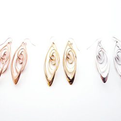 Loop Loop Loop Earring Yellowgold ループループループピアス イエローゴールド 1枚目の画像