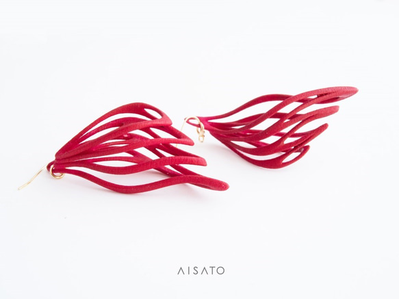 Malina Earrings Red マリーナ　ピアス　レッド 1枚目の画像