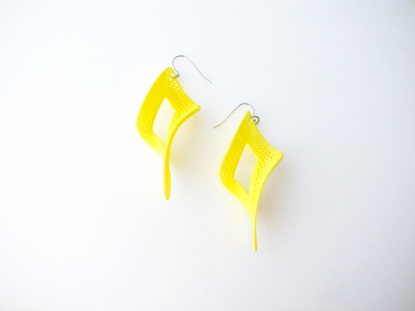 Open Square Earrings Lemonyellow 第1張的照片