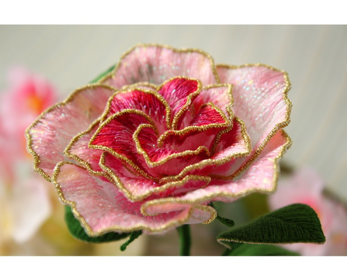 ヴィンテージ ブローチ 白珊瑚 紅葉 立体彫刻 美品 809 アクセサリー