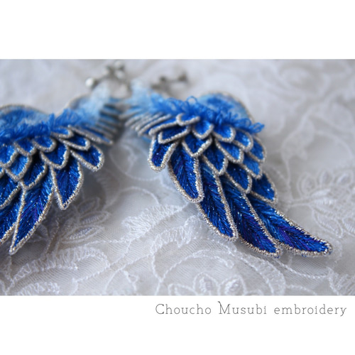 中国安徽省博物館限定　伝統点翠イヤリング　ハンドメイド　くじゃくの羽とパール 中国安徽省博物館限定 伝統点翠イヤリング ハンドメイド