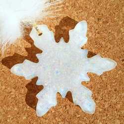 【Creema限定】雪の華ブローチ　蓄光 2枚目の画像