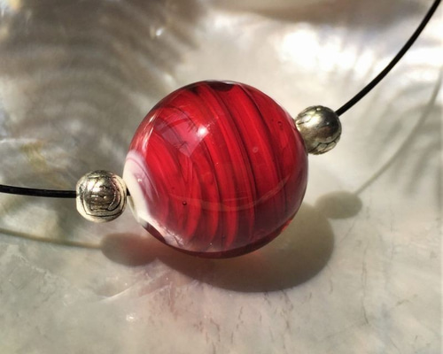 とんぼ玉 ネックレス ペンダント 国産 ガラス 工芸品 レッド 赤