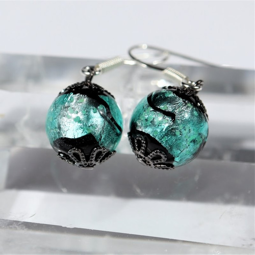 ほたる玉 ピアス グリーン 琉球 ガラス ビーズ アクセサリー