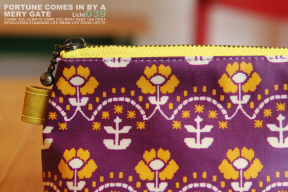 ペンケース（マチ付・ラミネート・フラワー） 4枚目の画像