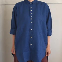 【受注生産】リネンのワイドシャツ＜＃クラシックブルー＞　柔らかい上質の素材 1枚目の画像