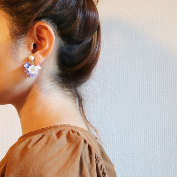 Marimo 紫藤色耳環或耳環 第7張的照片