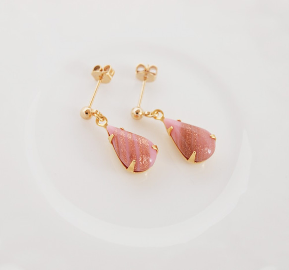 Vintage Pink×Gold Rhinestoneピアス 2枚目の画像