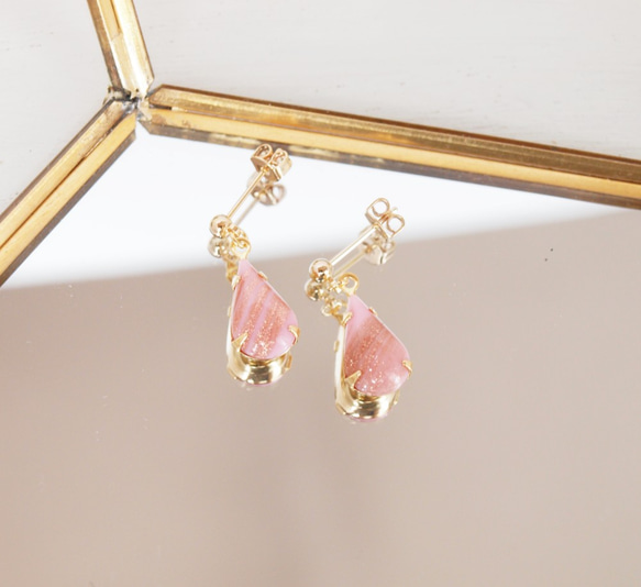 Vintage Pink×Gold Rhinestoneピアス 3枚目の画像