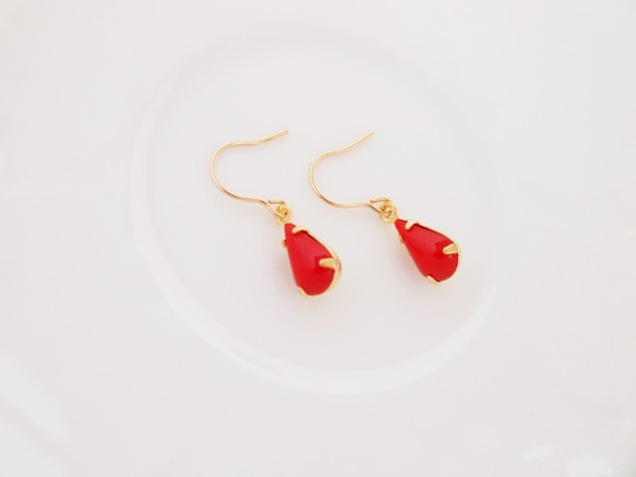 14kgf Vintage Cherry redピアス 2枚目の画像