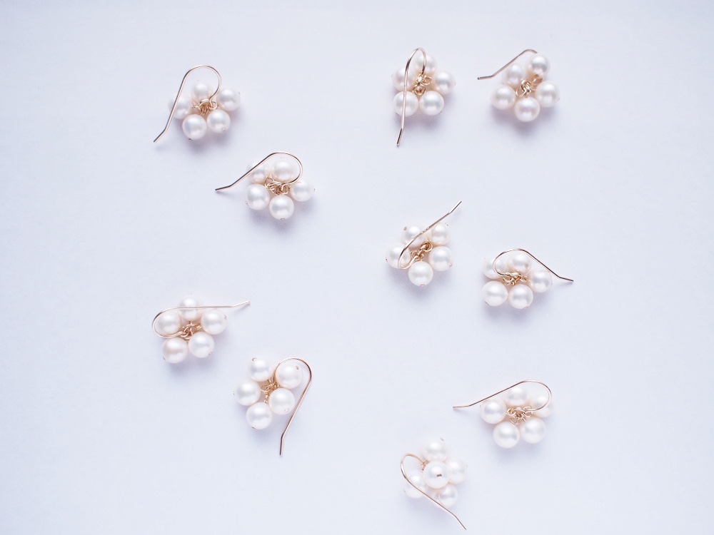 021P☆【高品質✨】ピアス　一粒パール　フック　ホワイト　ゴールド　淡水真珠 淡水パール/ フックピアス チタンピアスの通販SHOP｜なでしこ