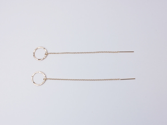 送料無料 *再販*【14kgf】月チェーンピアス／槌目／S　ゴールド　華奢　シンプル 6枚目の画像