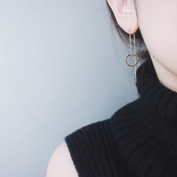 送料無料 *再販*【14kgf】月チェーンピアス／槌目／S　ゴールド　華奢　シンプル 9枚目の画像