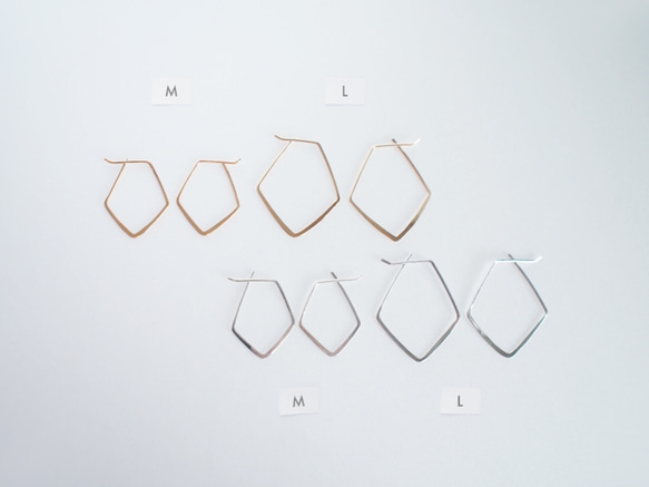 送料無料【14kgf】ぎょしゃ座ピアス／M　ゴールド　星座　華奢　シンプル　フープ 5枚目の画像