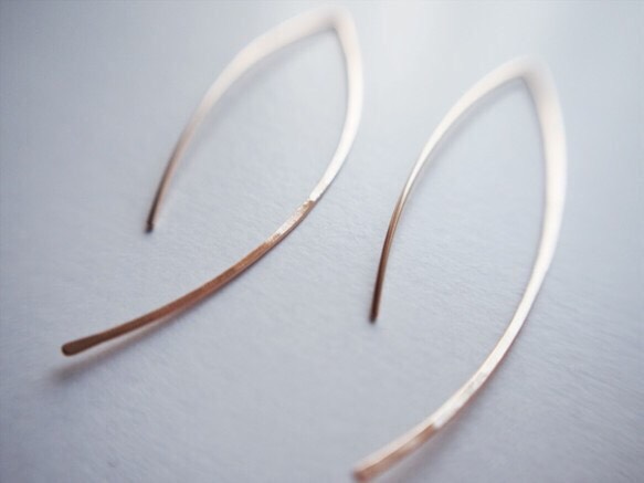 【14kgf】星座ピアス／ LL　マーキス　ゴールド　華奢　シンプル