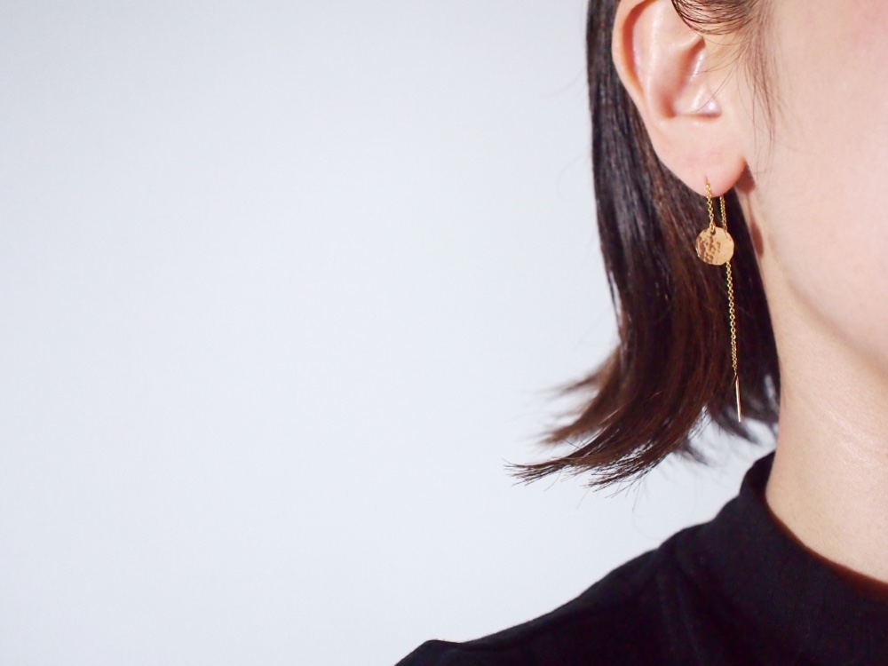 送料無料【14kgf】満月チェーンピアス／槌目／mini　ゴールド　華奢　シンプル