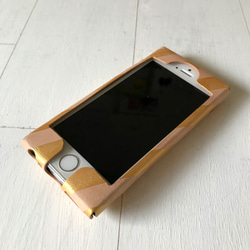 【サンプルSALE】iPhoneケース『3rd』（iphone5/SE専用）｜ゴールドストライプ 2枚目の画像