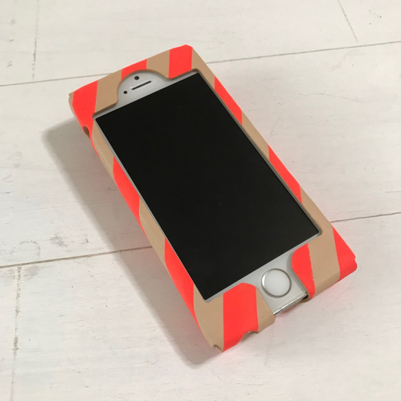 【サンプルSALE】iPhoneケース『3rd』（iphone5/SE専用）｜蛍光オレンジストライプ 2枚目の画像