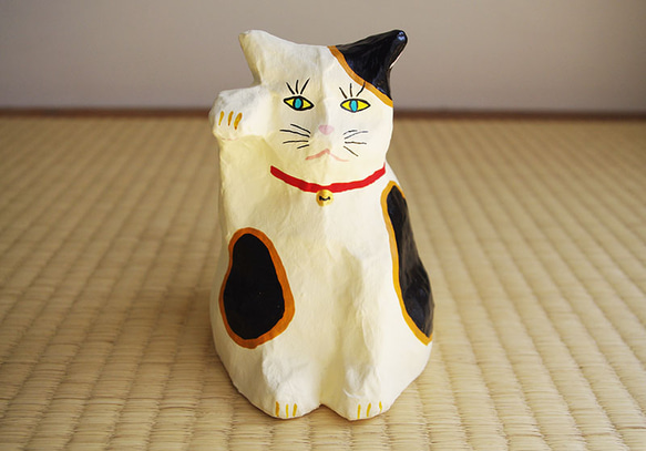 招き猫　張り子　縁起物　置物　20センチ imgrc0069049897.jpg