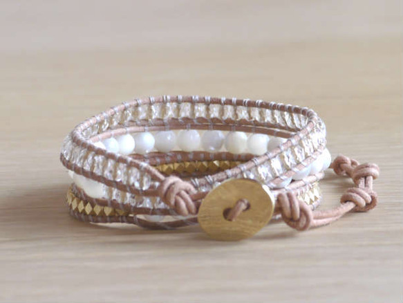 Mother of pearl wrap bracelet 2枚目の画像