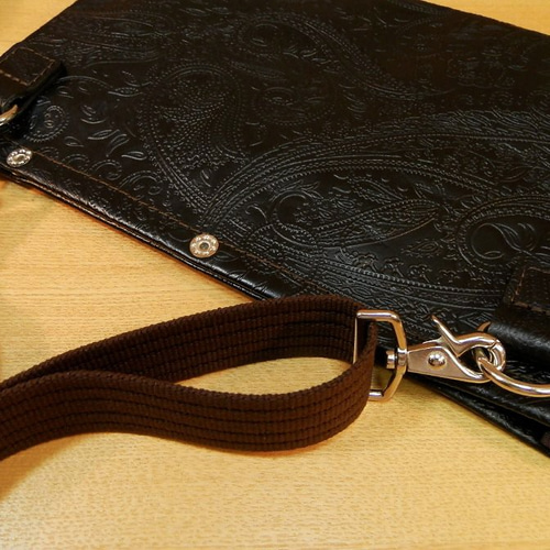 受注生産♪黒ペイズリー柄レザーのサコッシュ日本製ブラック本革