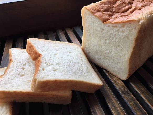 最高級生クリーム食パン　１斤（ハーフ）　生食 1枚目の画像