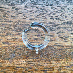 ガラスのカン付きイヤーカフ(両耳用) ﾋﾟｱｽ/ｲﾔﾘﾝｸﾞ金具の代用 金属アレルギーの方に 5枚目の画像