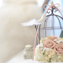 ゼクシィ掲載-フィーノ鳥カゴのフラワーアレンジ＆リングピロー