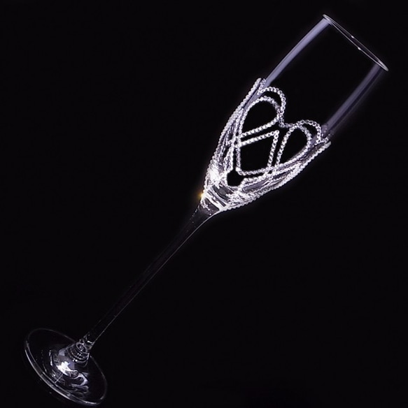 シャンパングラス　３連ハート＆ダイヤ　デコグラス 3枚目の画像