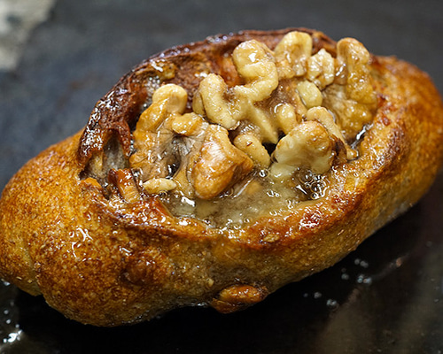 ゴルゴンゾーラとはちみつ漬けくるみの天然酵母パン パン Siesta 通販