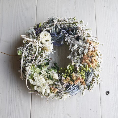 白いナチュラルドライフラワー＆プリザーブドフラワーのリース ドライ