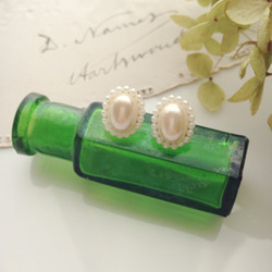 "vintage"petit blanc(pierced earrings・両耳用) 2枚目の画像