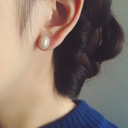 "vintage"petit blanc(pierced earrings・両耳用) 4枚目の画像