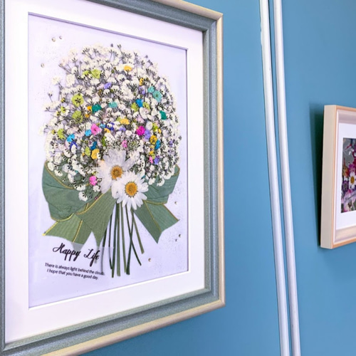 虹色 夢色 かすみ草の押し花アート額 押し花額02 その他アート