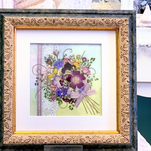 ギフトにもにぴったり！重厚な気品あふれる押し花額 03 その他