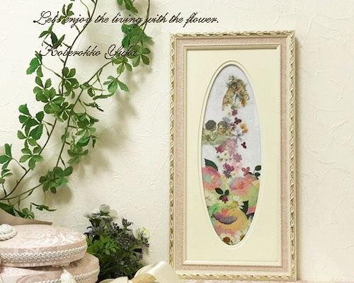 パワーストーン入り 淡いピンクの天使さん押し花アート 押し花額