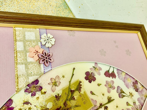 桜と梅と和歌の扇面押し花アートフレーム額 4枚目の画像
