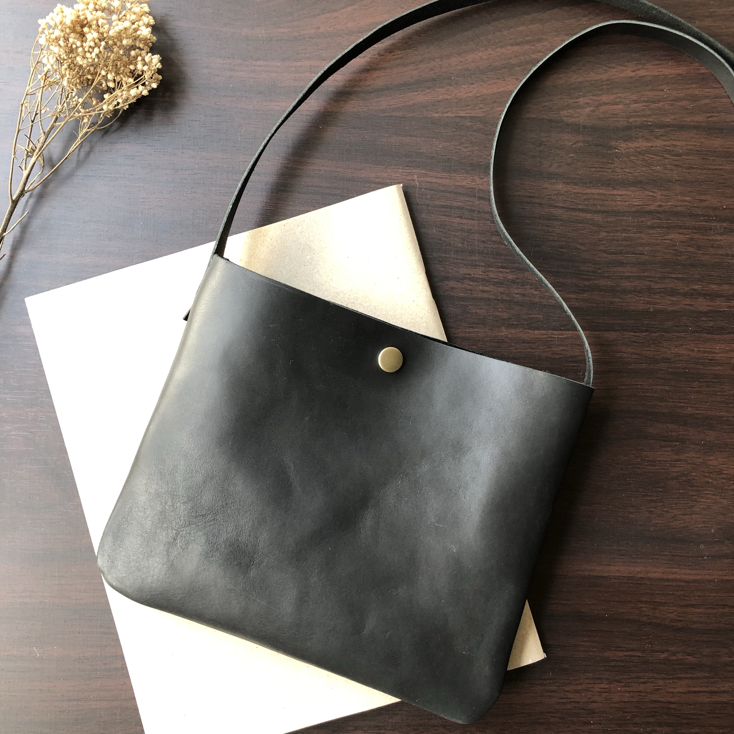 レザーポシェット サコッシュ  black 受注製作